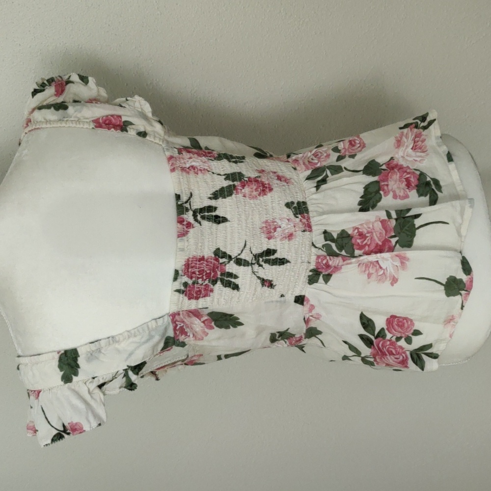 Roses And Ruffles Top - Picture 2 of 9